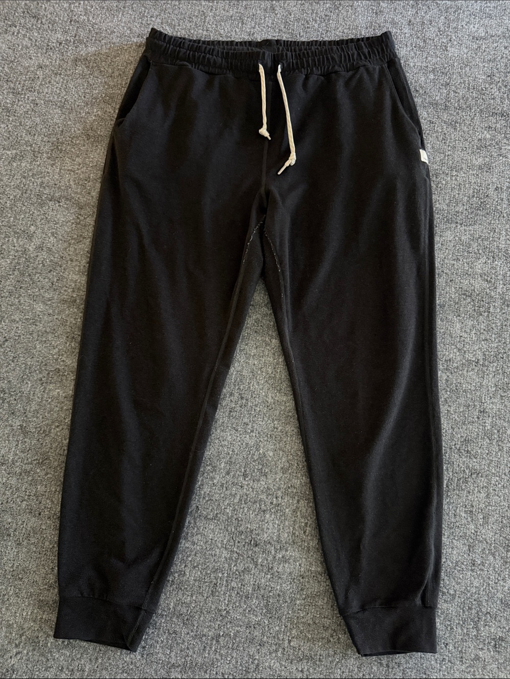Vuori Performance Joggers - Women's